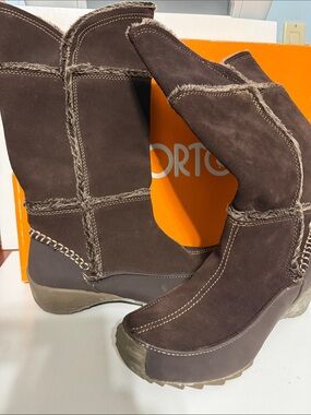 Sporto Dark Brown Suede Wedge Heeled Boots